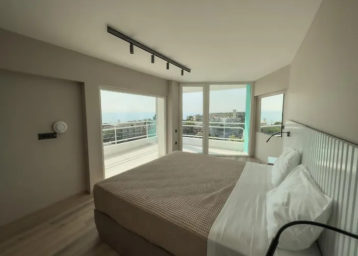 Marathon Beach Resort