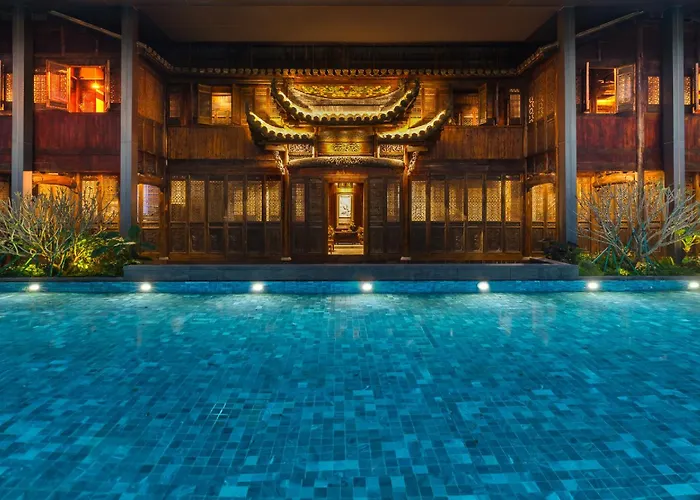 Hong Yuan Hotel By The Crest Collection