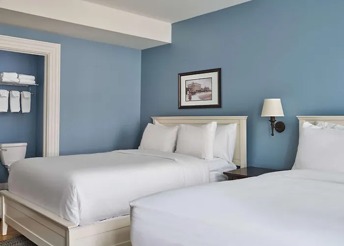 The Cadillac House Lexington, Tapestry Collection By Hilton