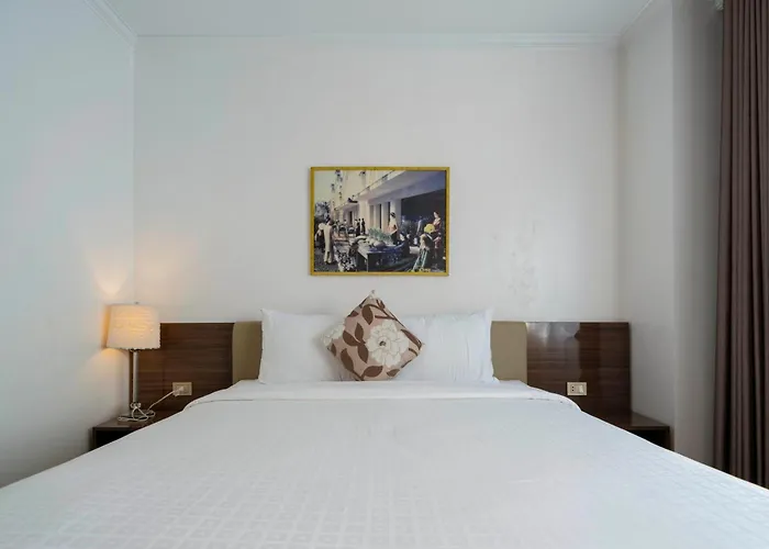 Au Lac Ha Long Hotel