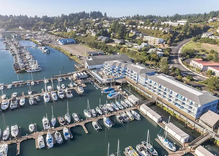 The Landing At Newport Condominium Hotel
