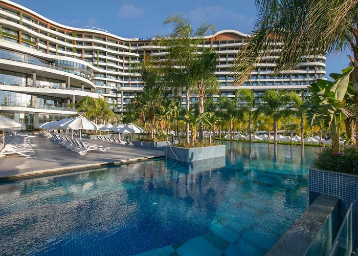 Mylome Luxury Hotel & Resort