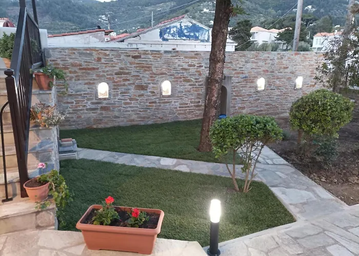 Nikolaos Studios Apartments