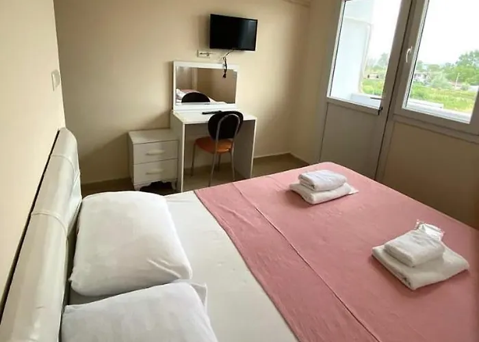 Mandarin Beach Hotel