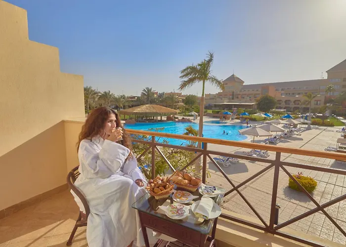 Swiss Inn Pyramids Golf Resort