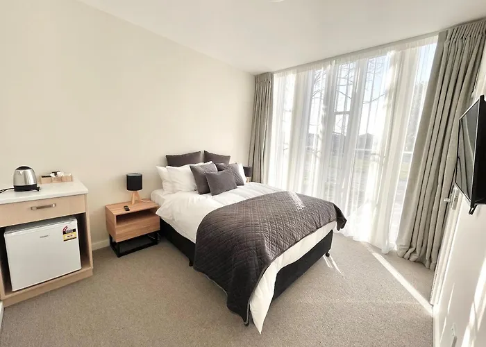 The Waimate Lodges