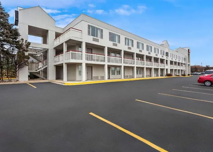 Econo Lodge Willowbrook