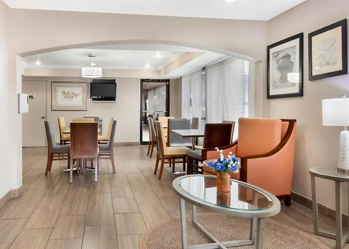 Quality Inn & Suites Decatur Priceville I-65