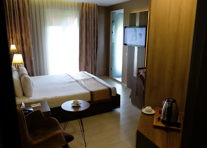 Royal Capital Thermal & Spa Hotel
