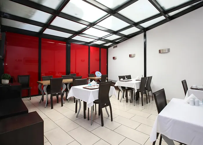 Hotel Astron
