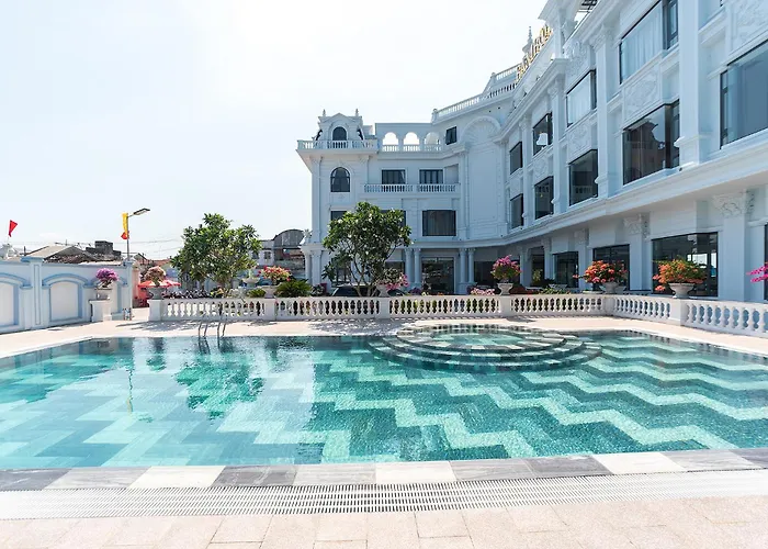 Bamboo Riverside Boutique Hotel