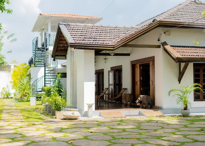 Ashlar Villa