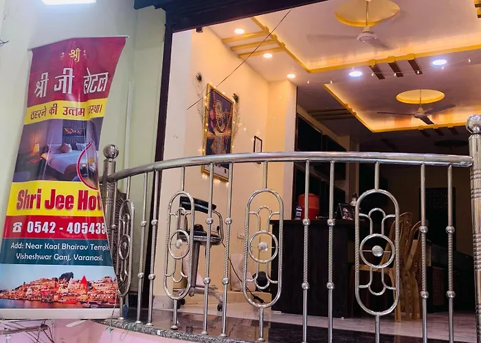 Shri Ji Hotel