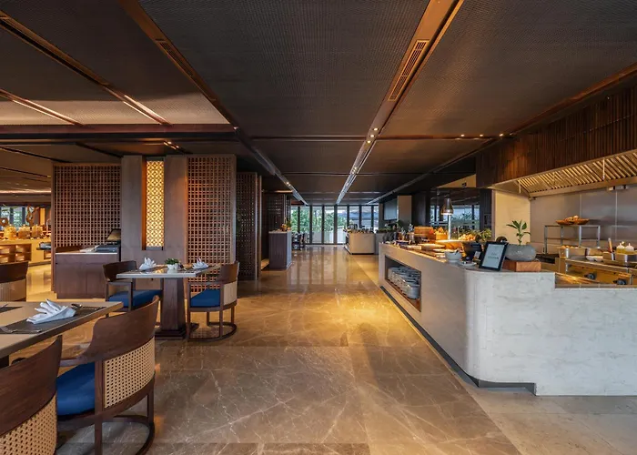 Bali Beach Hotel