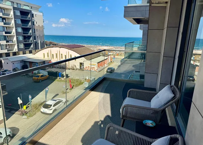 Avangarde Sea Luxury Apartments