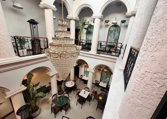 Sur Royal'S Hotel