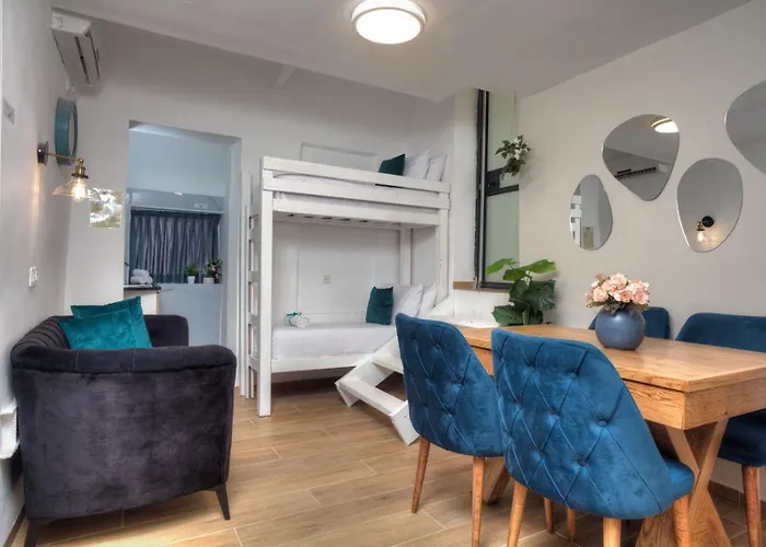 Avnei Hachoshen: Luxury Suites in Safed's Old City