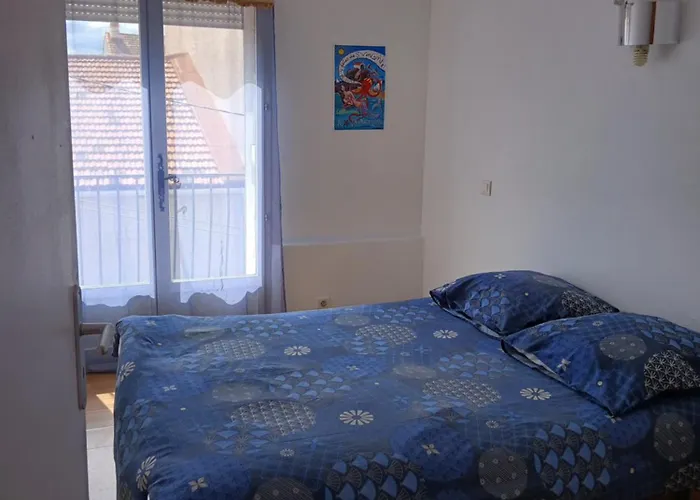 Agreable Maison De Ville Avec Patio