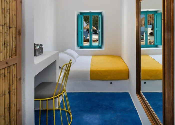 Nissia Beach Apartments & Suites