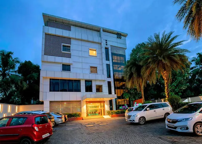 Hotel Hills Park Pathanamthitta