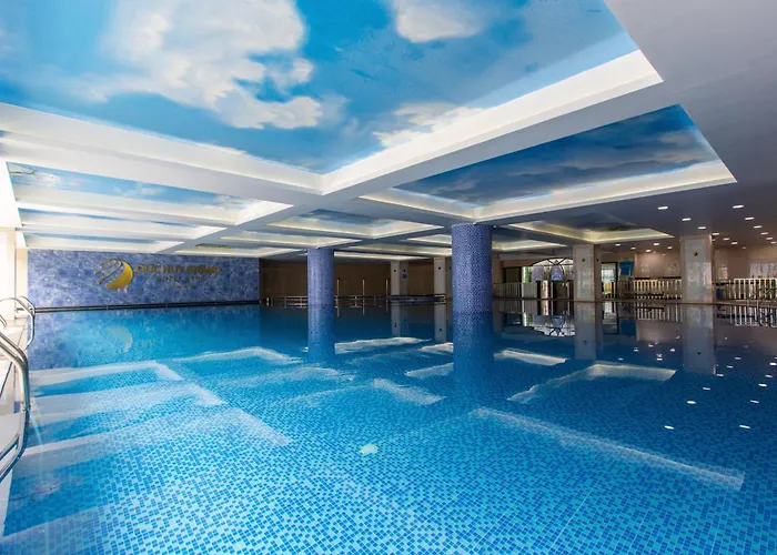 Duc Huy Grand Hotel And Spa