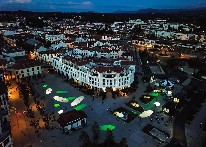 Bizipoz Hotel