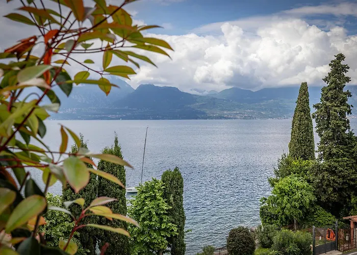 Hotel Villa Leopardi 4S - Adults Only