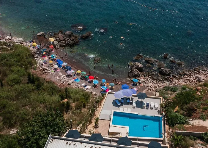Suites Castello