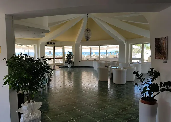 Hotel La Playa