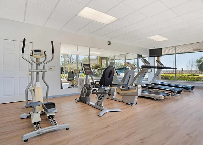 Quality Inn & Suites Near Lake Eufaula