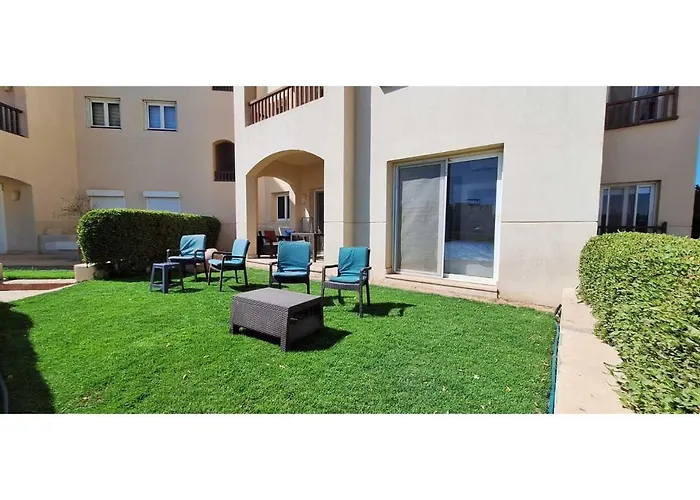 El Gouna Waterside, 2-Bd Ground Floor Sleeps 4 Persons