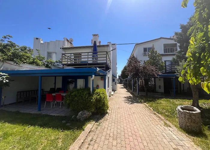 Enn Is Inn Hotel