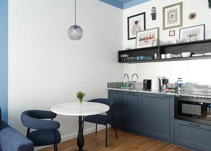 Miro Rooms Center - Quiet Chic, Self Check-In