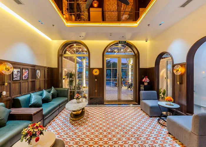 Rosalie Quang Binh Hotel