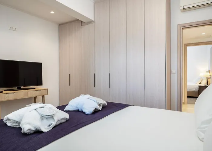 Blue Lagoon City Hotel