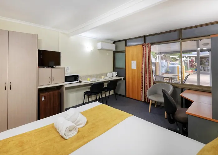 Biloela Centre Motel & Grevillea Steakhouse & Bar