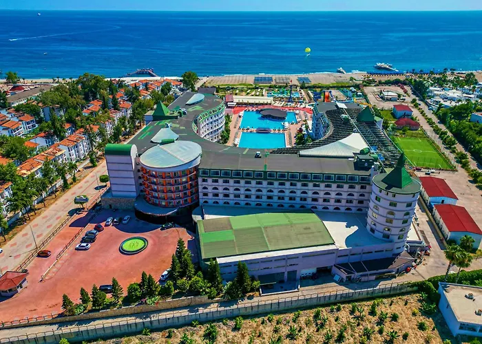 Grand Cortez Halal Family Hotel