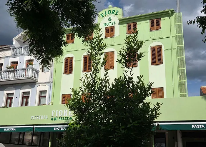 FIORE Seaview Rooms - Premium Location
