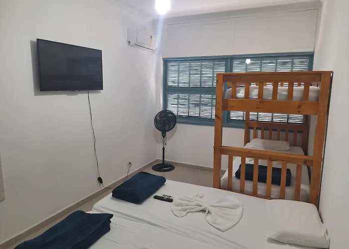 APARTAMENTO INTEIRO 1 dormitório COM AR CONDICIONADO NO BOQUEIRÃO
