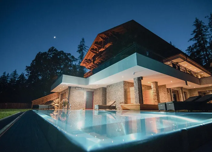 Hotel Roesslhof 4 Star Superior