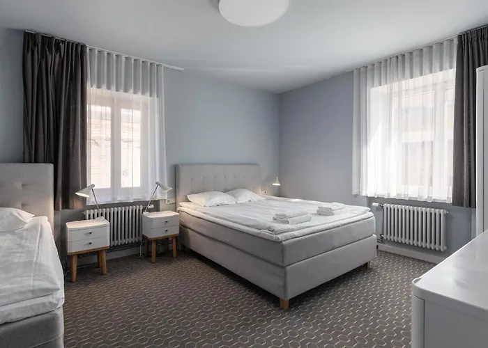 Roze Park Rooms