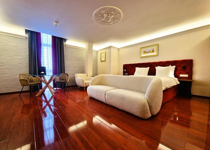 Chassé Hotel Residency