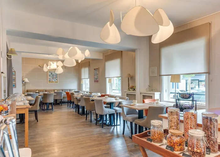 Brit Hotel Confort Cleria Lorient Centre