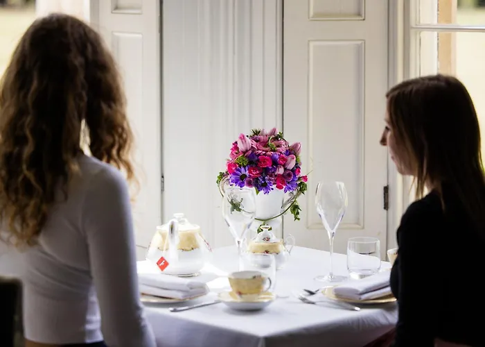 Weston Manor Hotel