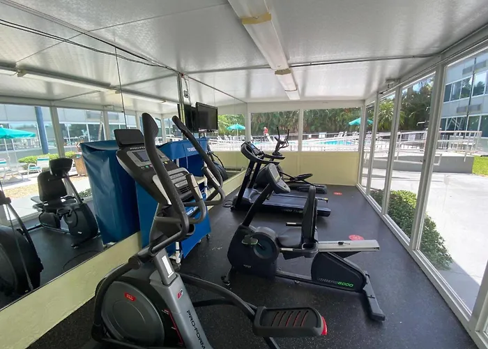 Envision Hotel Miami International Airport