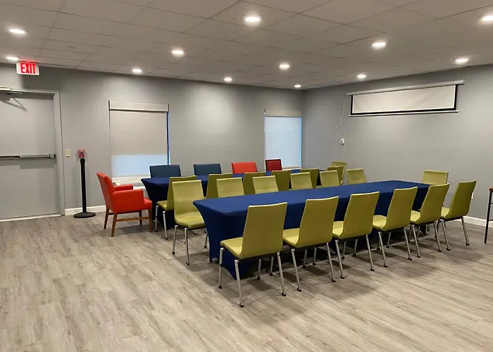 Holiday Inn Express Metropolis By Ihg