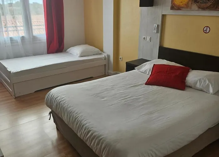 Victoria Hotel