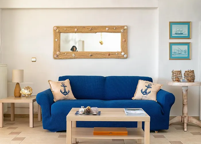 Apartment With Marina View