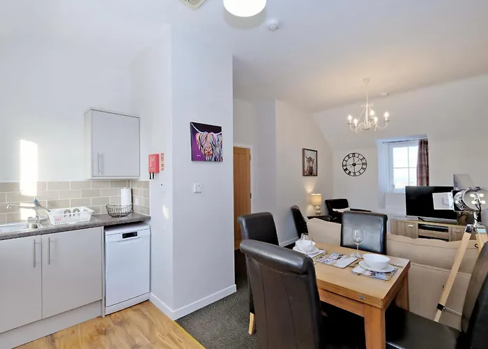 Douglas House Apartments