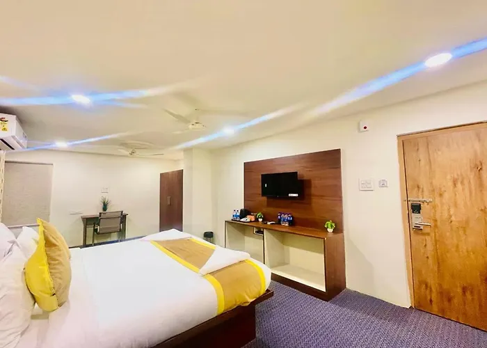 Hotel Eagle Grand Airport Zone